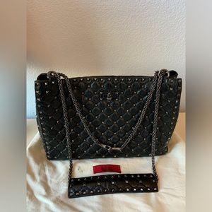 Valentino Garavani Craquele Nappa Rockstud Spike Shoulder Tote Black